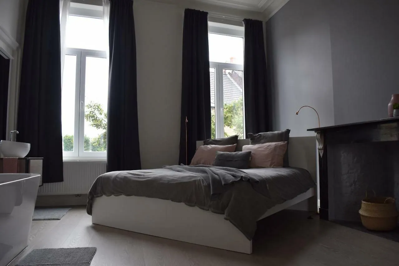 Apartment Holiday Home La Petite Maison Ghent